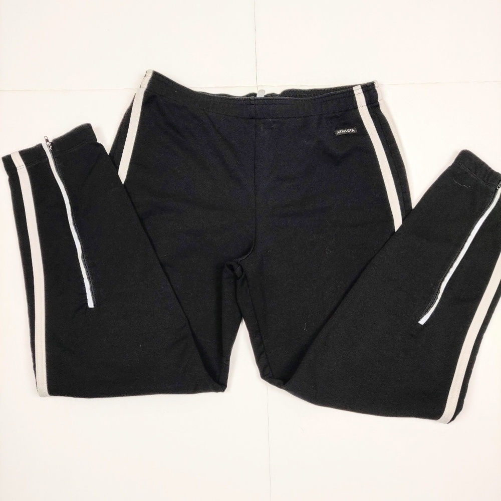 Athleta Cropped Black Workout Leggings